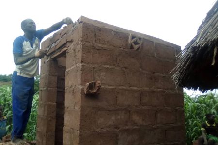 20220830_Latrines_formation_macons_2.jpeg